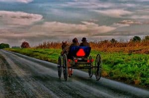 10-Ways-to-Adopt-an-Amish-Lifestyle